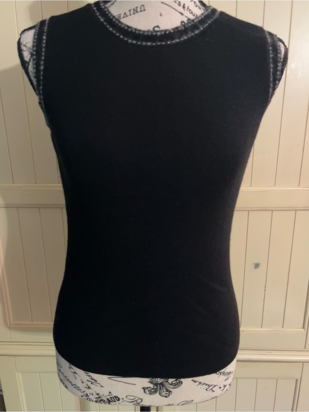 Ann Taylor LOFT Sleeveless Merino Wool & Cashmere Sweater